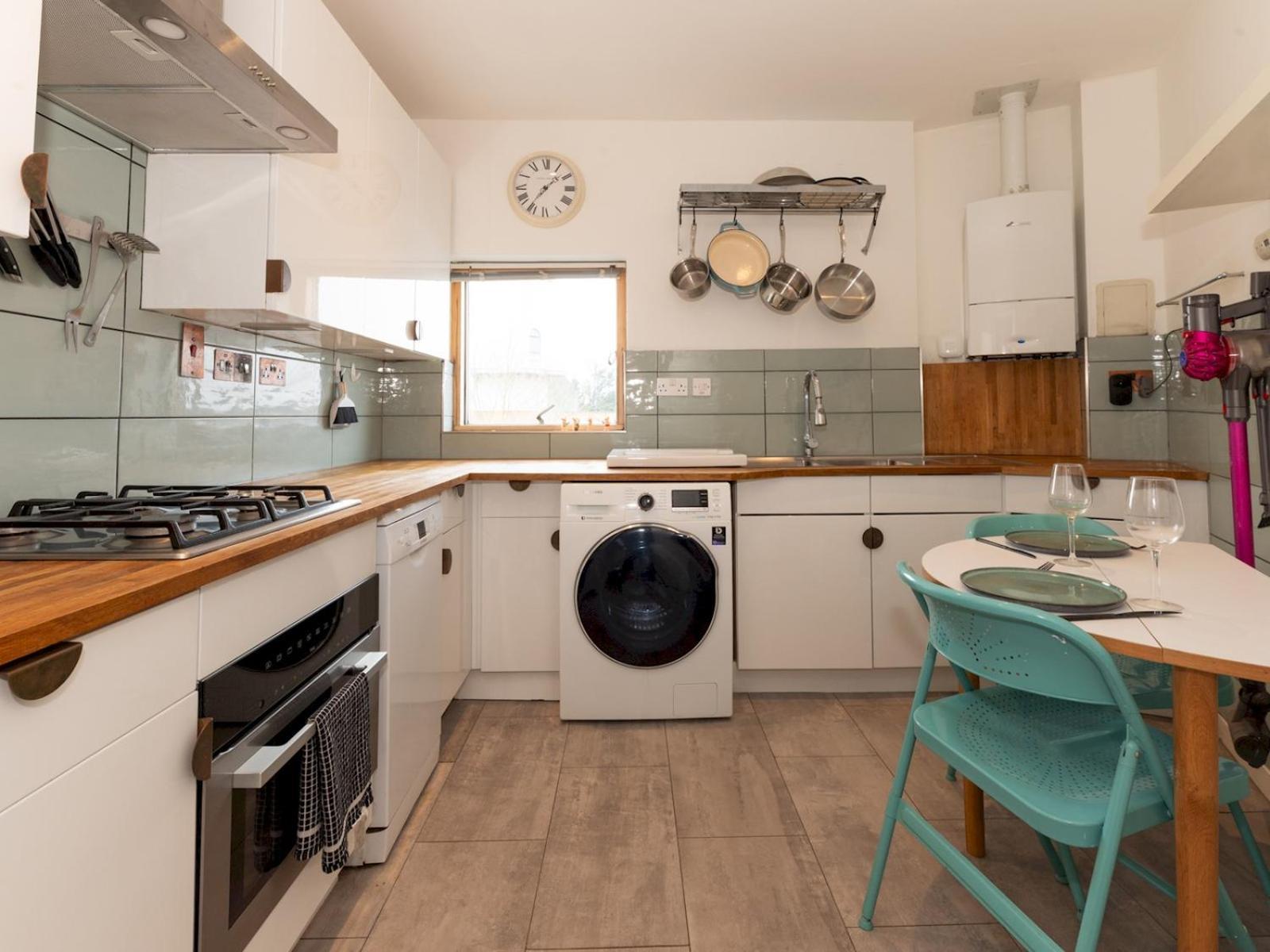 Pass The Keys Stylish Cosy - A Design Lover's Dream * Londra