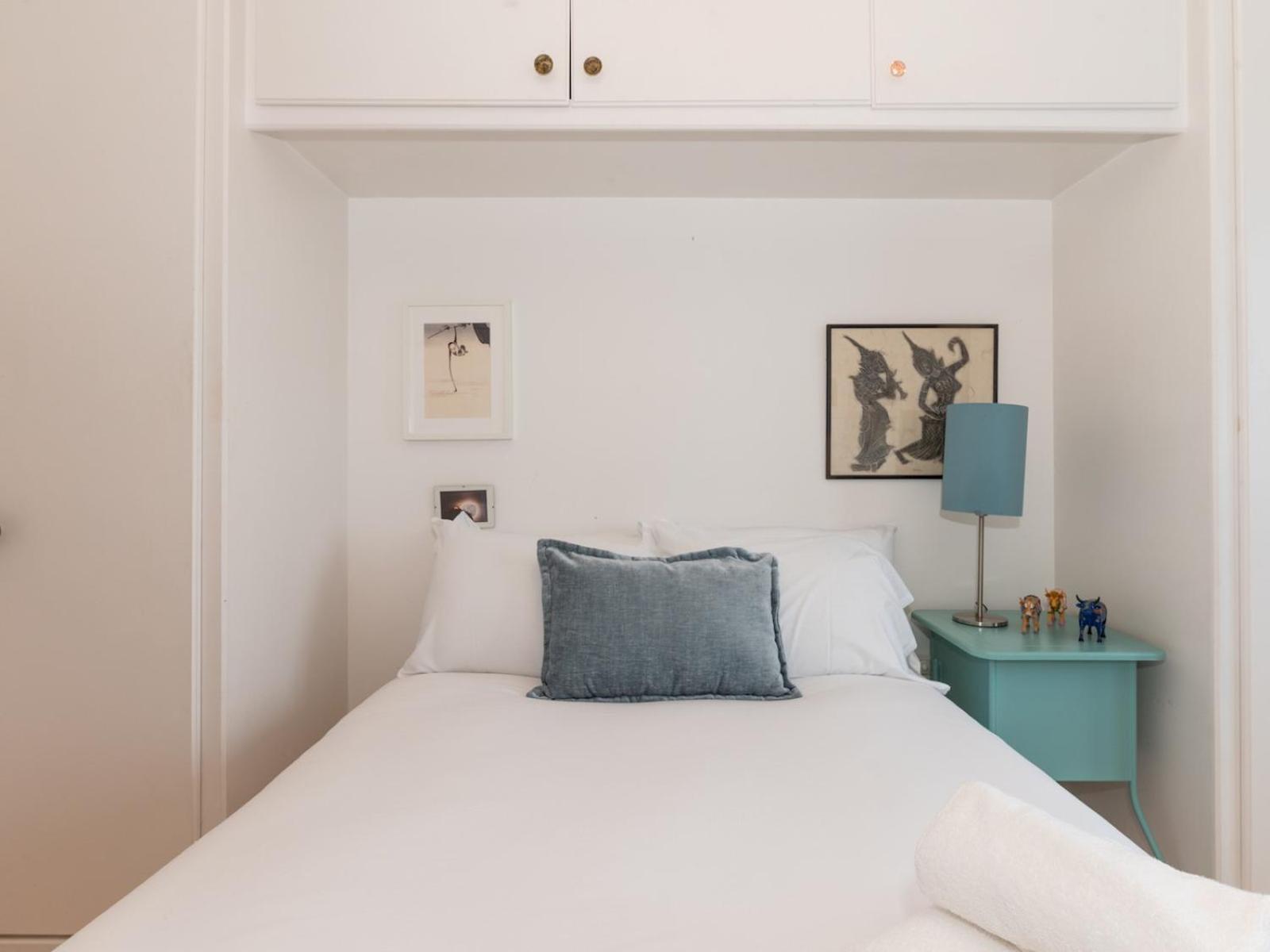 Pass The Keys Stylish Cosy - A Design Lover's Dream Appartamento Londra